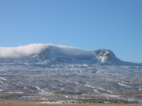 Tröllakirkja á Holtavörðuheiði.